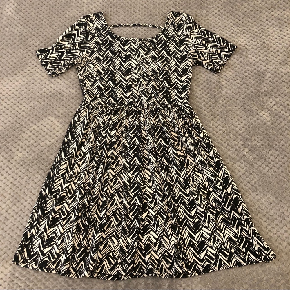 Forever 21 Pattern Flowy Dress